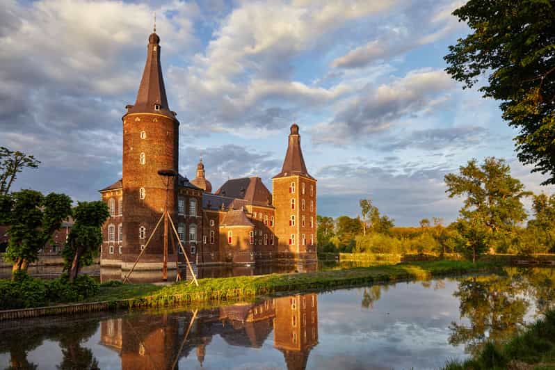 Hoensbroek: Entrada al Castillo de Hoensbroek