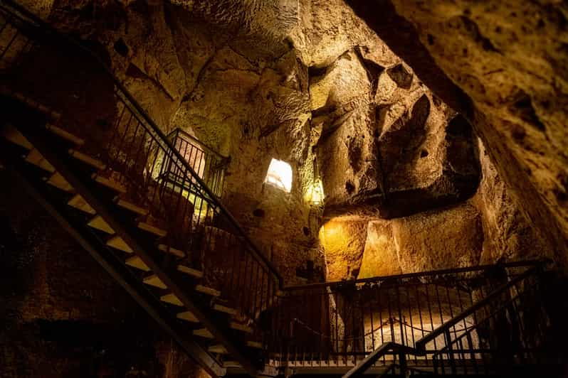 Orvieto: Entrada Pozzo della Cava