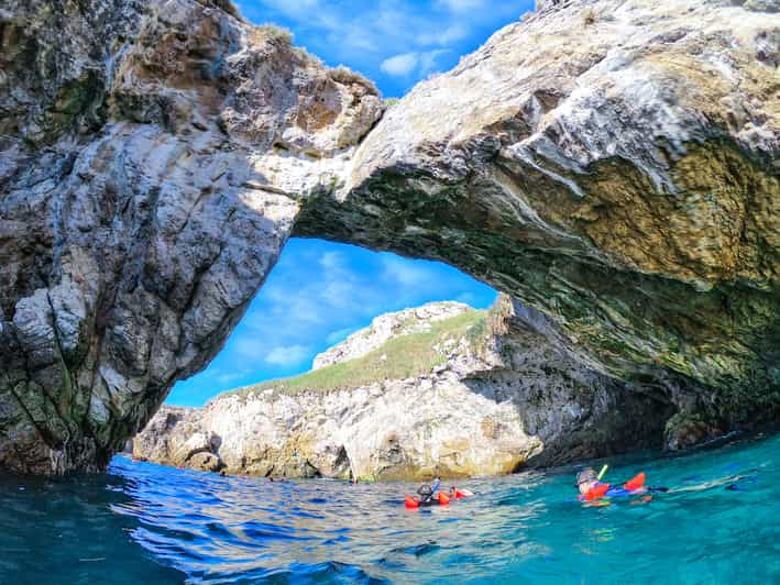 Desde Puerto Vallarta: Excursión de un día en catamarán a las Islas Marietas