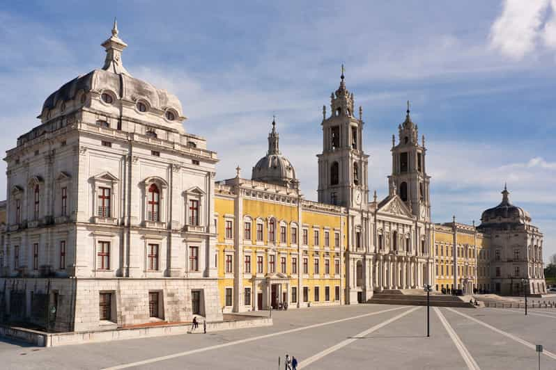 Mafra: Entrada Palacio Nacional de Mafra