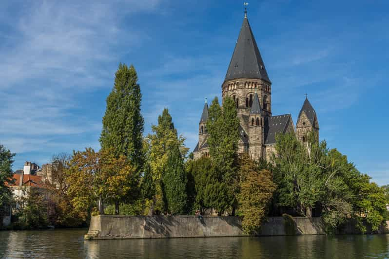 Metz: Exploración de la Ciudad Búsqueda del Tesoro con Smartphone