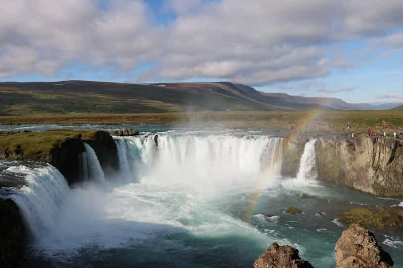 Puerto de Akureyri: Excursión de un día al Lago Mývatn y la Cascada de Goðafoss