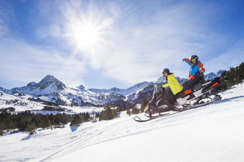 Grandvalira: Excursión en moto de nieve para 1 ó 2 personas