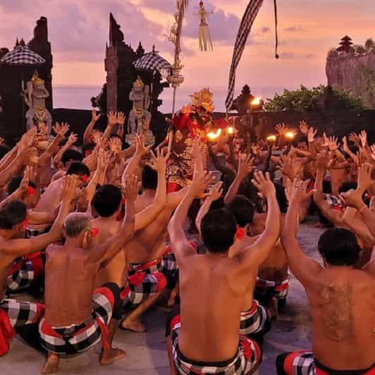 Bali Templo de Uluwatu y Espectáculo de Danza Kecak Todo Incluido