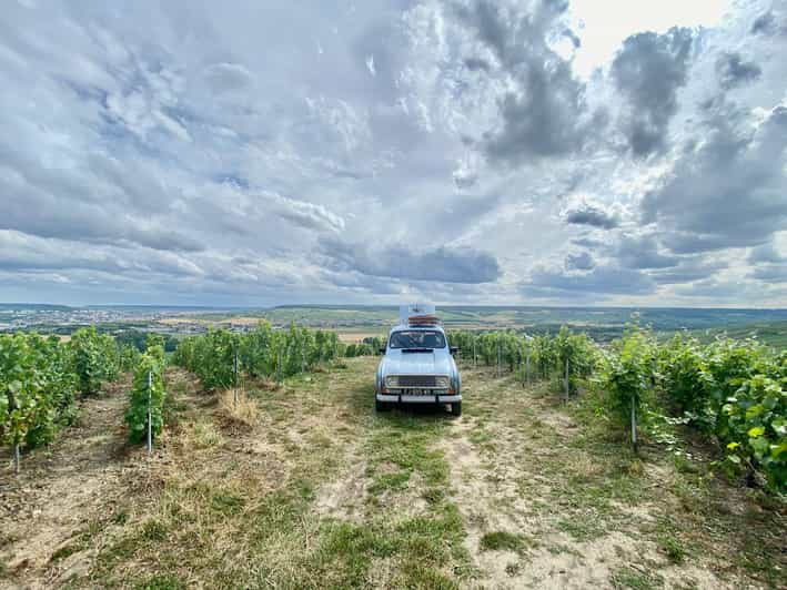 Desde Epernay: Ruta del Champán en Coche de Época con Degustaciones