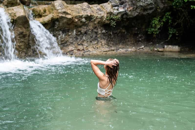 Palomino: Senderismo por las Cascadas de Valencia con Traslados