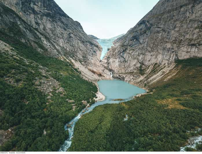 Desde Olden: Excursión guiada a pie por el glaciar de Briksdal