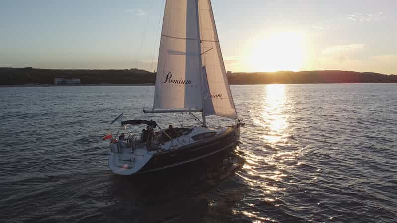 Sopot: Crucero en yate al atardecer con Prosecco