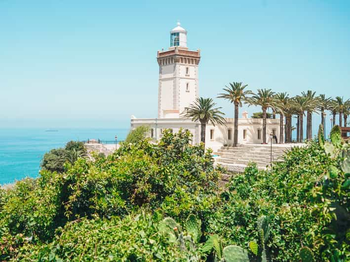 Desde la Costa del Sol: Descubre Tánger en una excursión de un día con guía