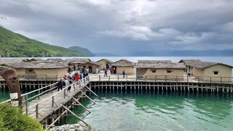 Desde Tirana: Macedonia del Norte, Lago Ohrid y Excursión a San Naum