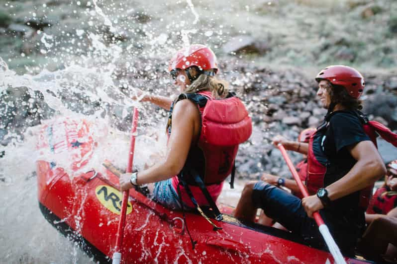 Buena Vista: Aventura de rafting de medio día Los Números