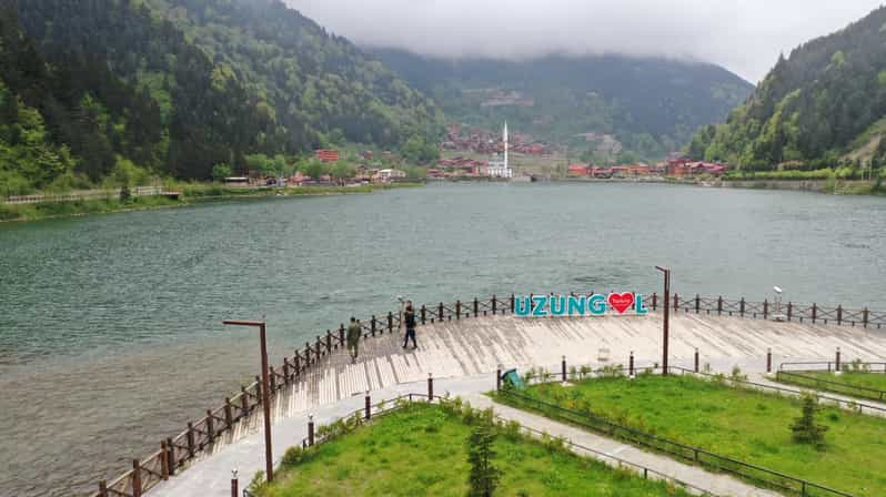 Trabzon: Excursión en grupo a Uzungöl y explora la naturaleza y el té