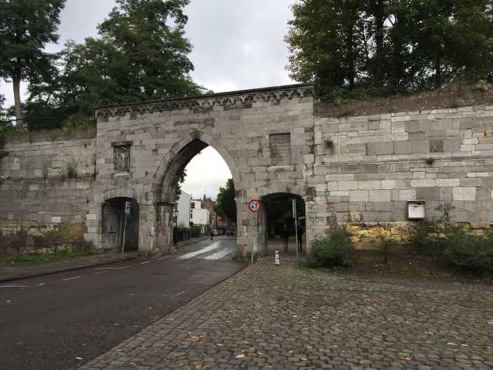 Visita autoguiada a pie y búsqueda del tesoro en Maastricht