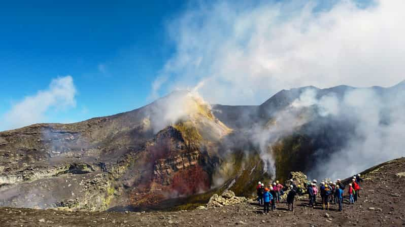 Monte Etna: Excursión al Cráter de la Cumbre con Teleférico y Opción 4x4