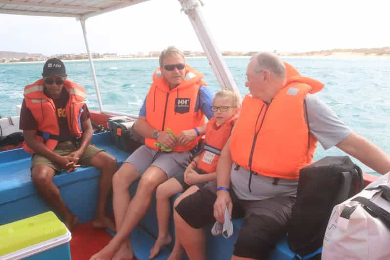 Paseo en barco al islote Sal Rei