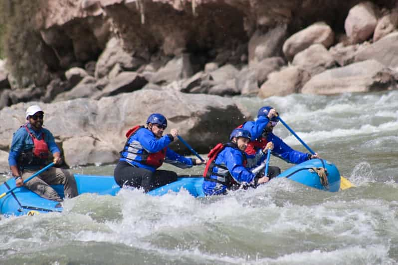 Aventura de rafting en el Valle Sagrado