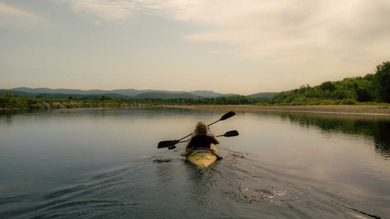 Mont-Tremblant: canoa autoguiada de aguas planas por el río Rouge