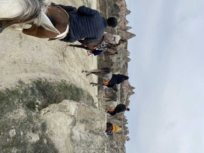 Capadocia: Excursión guiada a caballo por las Chimeneas de las Hadas