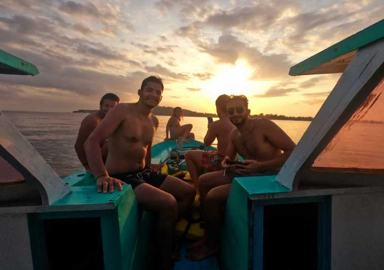 Desde Gili Trawangan: Tour en grupo reducido de snorkel al atardecer