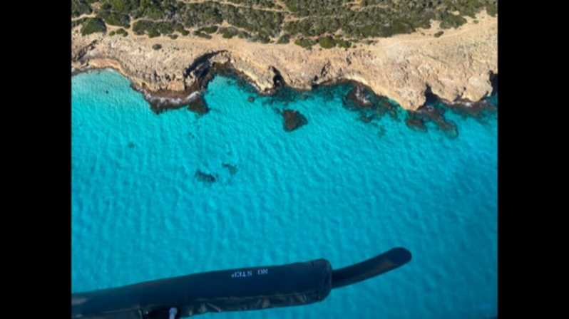 Impresionante vuelo en helicóptero Mallorca-Ibiza