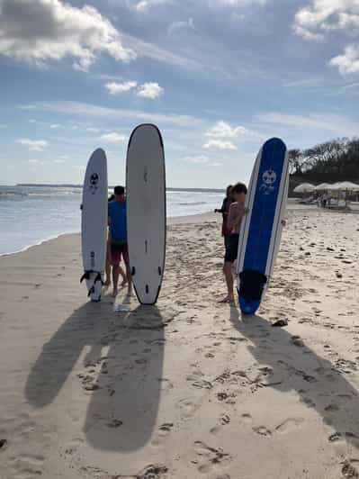 Cabalga las olas: Clases de surf en Sayulita