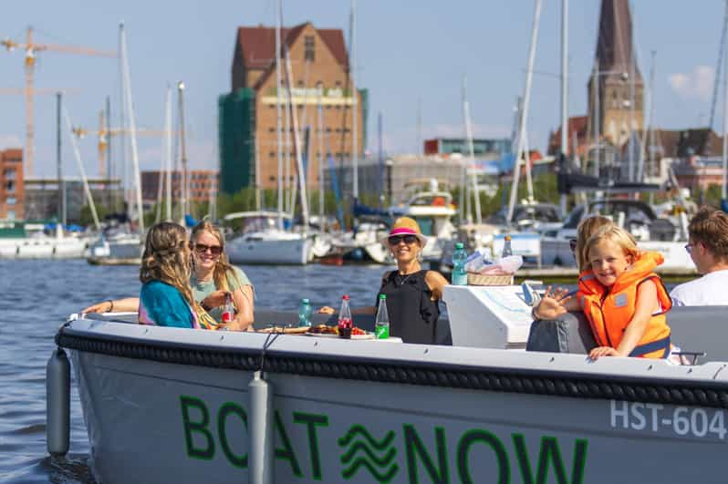 Rostock: barcos eléctricos - sin permiso de conducir