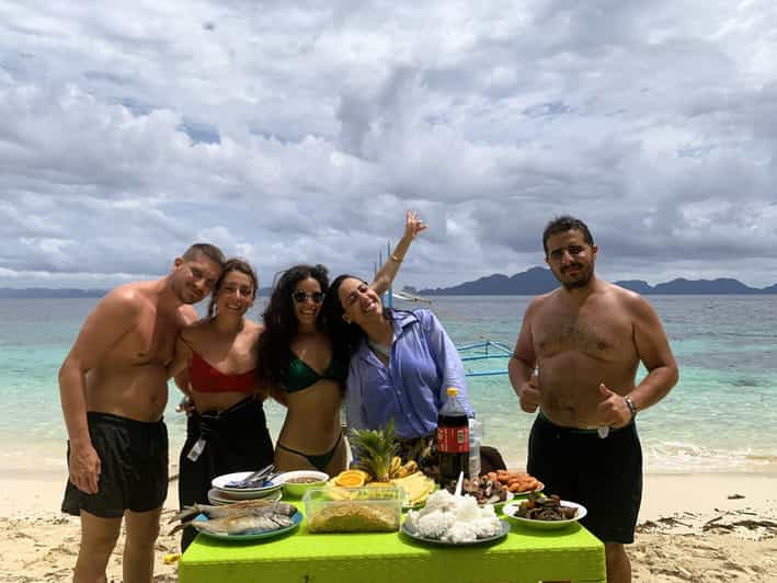 Excursión en grupo B a El Nido - Excursión a las cuevas con almuerzo en la isla