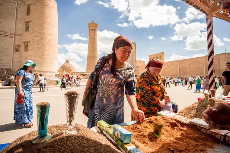 Lo mejor de Bujara: Tour Privado de un Día por el Casco Antiguo