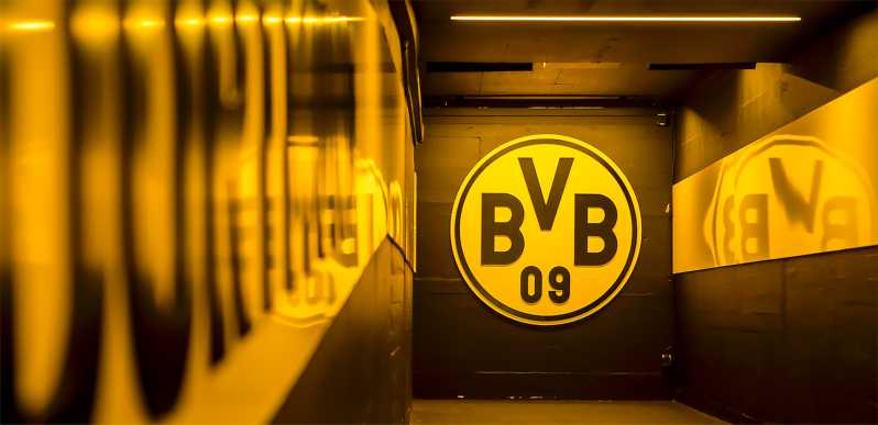 Dortmund: tour autoguiado del BVB Signal Iduna Park