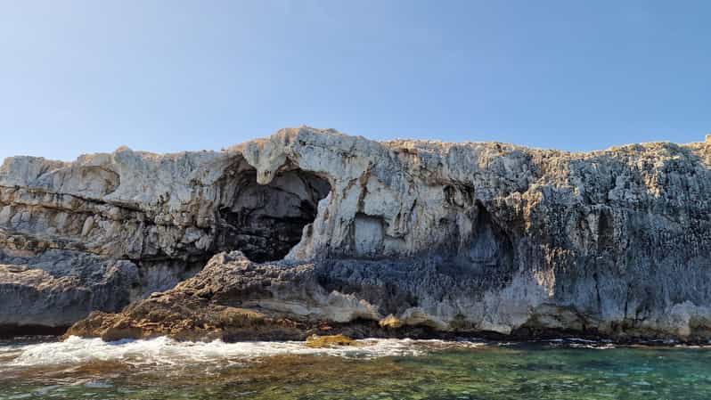 Siracusa:Tour en barco por Ortigia y las grutas marinas y aperitivo al atardecer