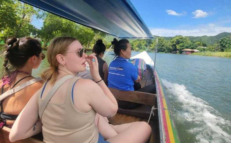Bangkok: Excursión de un día en barco por el río Kwai y las cataratas de Erawan