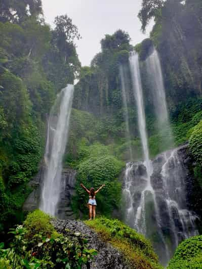 Norte de Bali : Descubre la Cascada de Sekumpul y el Templo de Ulun Danu