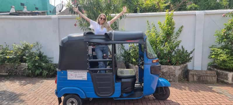 Tour local de la ciudad de Colombo en Tuk Tuk ( Mañana / Tarde )