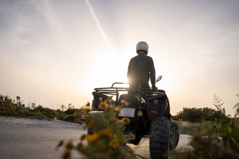 Desde Malta: Excursión de un día entero en quad por Gozo con almuerzo y paseo en barco