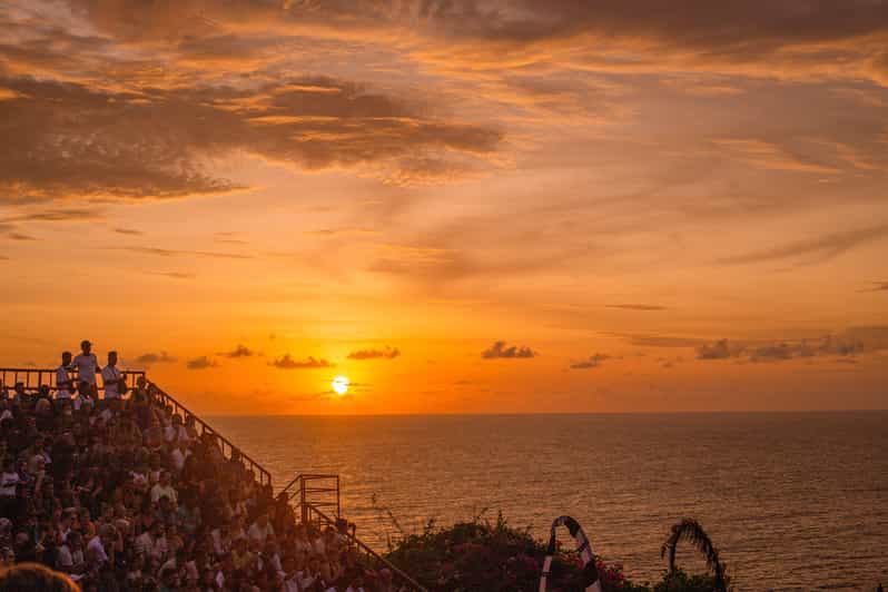 Bali Uluwatu Temple Kecak Fire Dance Show Ticket de entrada con Anfitrión