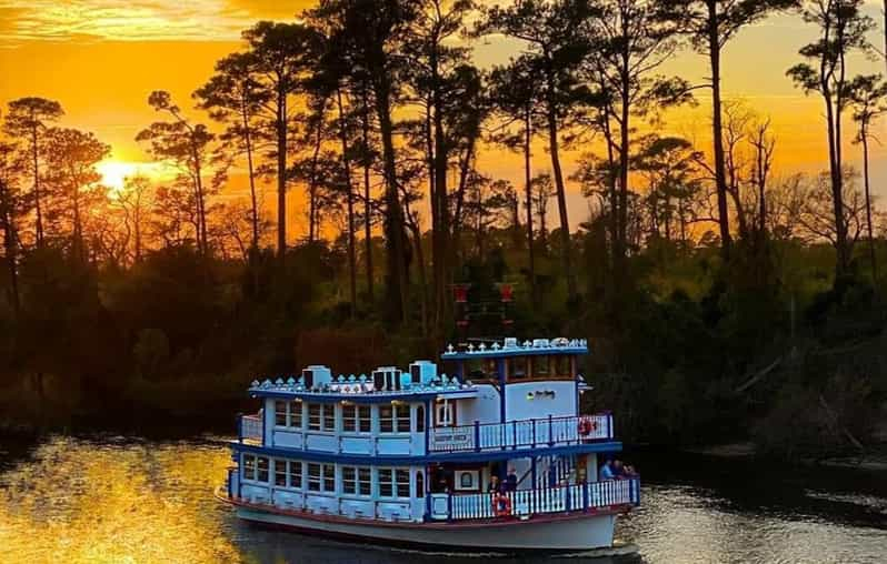 North Myrtle Beach: Crucero con cena en un barco de ruedas de paletas