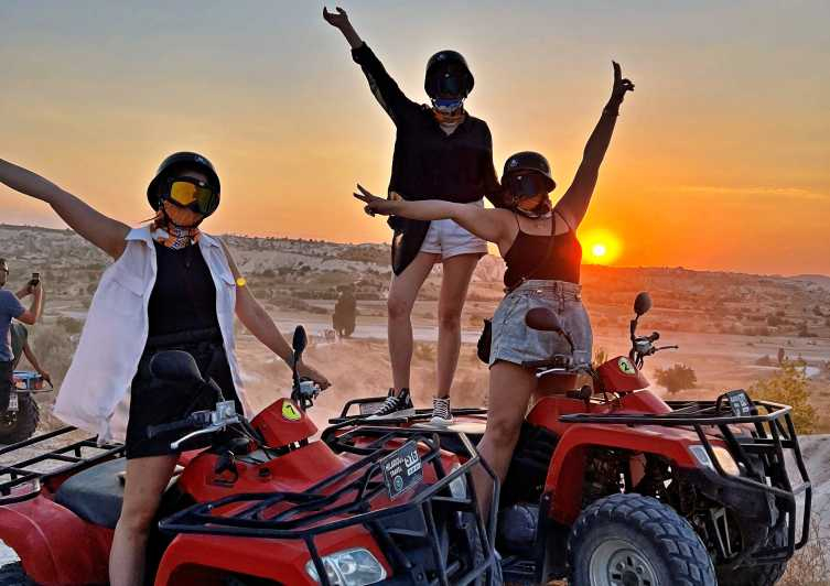 Capadocia: Excursión de Aventura en quad al Atardecer o de Día