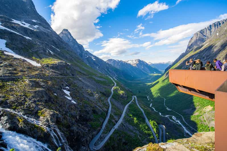 Åndalsnes: Tour en autobús por el mirador de Trollstigen con guía local