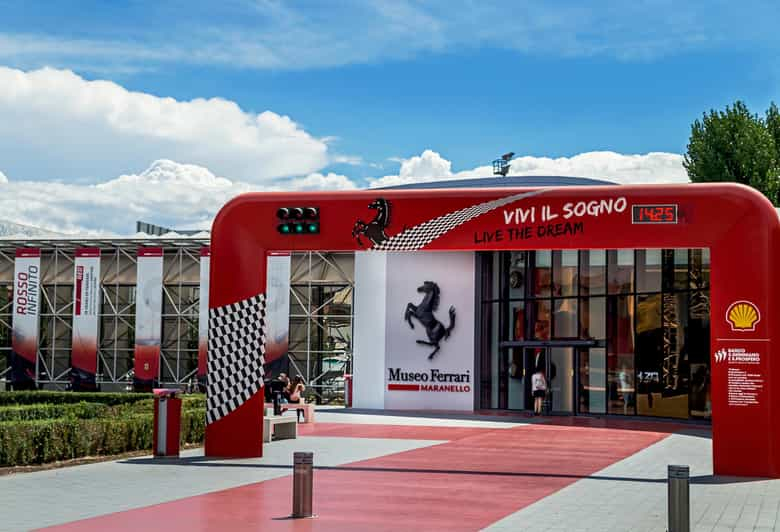 Maranello: Ticket de entrada y simulador del Museo Ferrari