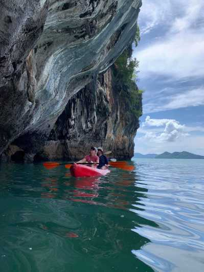 Ko Lanta: Medio Día de Kayak en Ko Talabeng y Cuevas Marinas y Manglares
