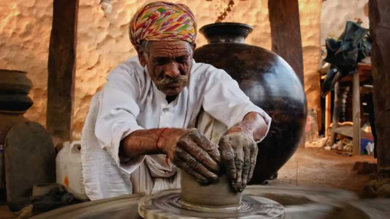 Excursión Privada de 2 Días a Bundi Desde Jaipur Con Cerámica y Artesanía