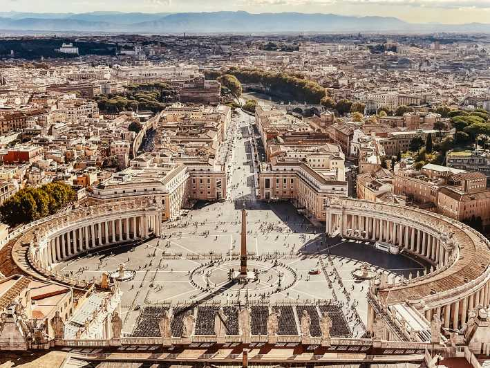 Roma: Visita a la Basílica de San Pedro, subida a la Cúpula y visita a las Criptas