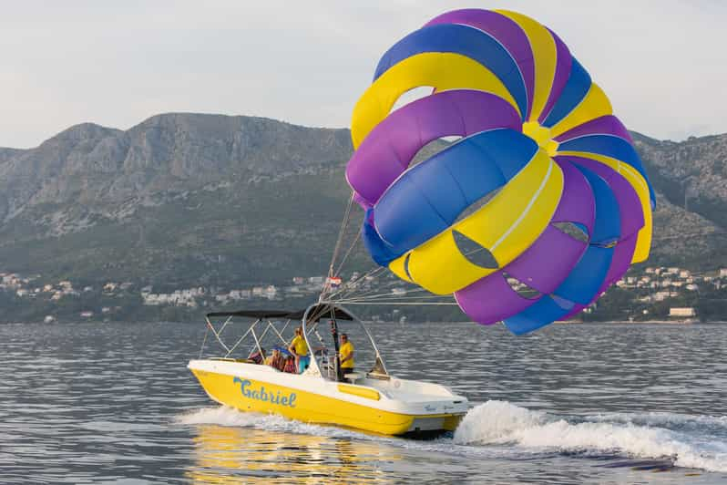 Cavtat: Parasailing