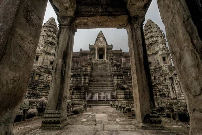 Excursión en Grupo de 2 Días a Angkor Wat, Bayon, Ta Promh y Koh Ker