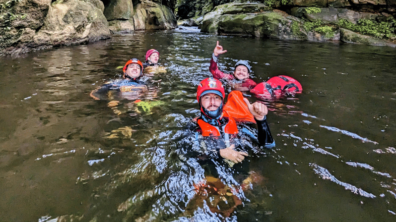 Fantástico CANYONING (rápeles - pozas - toboganes) desde Guatape