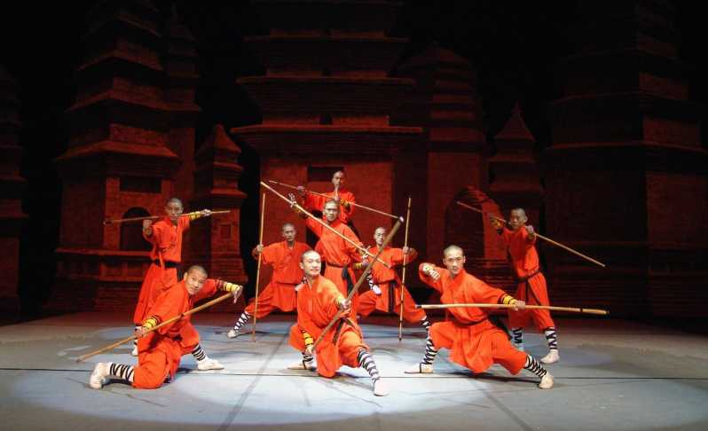 Zhengzhou: Visita guiada privada/Traslado al Templo Shaolin