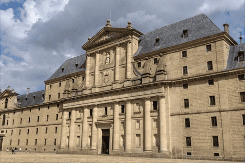 Tour privado El Escorial y Valle de los Caídos servicio de recogida del hotel