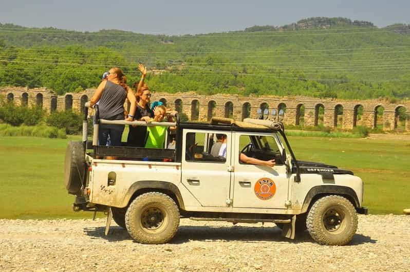 Ciudad de Side: Excursión en Jeep por el Cañón Verde, paseo en barco y cascada