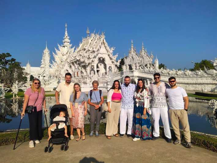Chiang Rai: Tour de día completo guiado con almuerzo tailandés