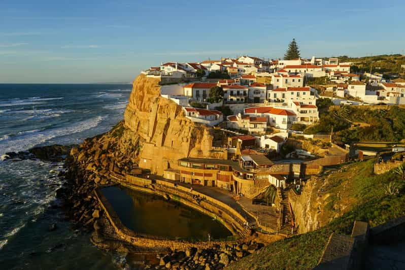 Sintra Tour: Including Cabo da Roca, Azenhas do Mar & Cascais